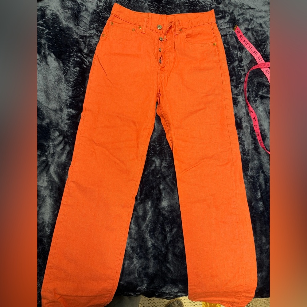 Levi’s 501 size 29salmon colored jeans NWOT